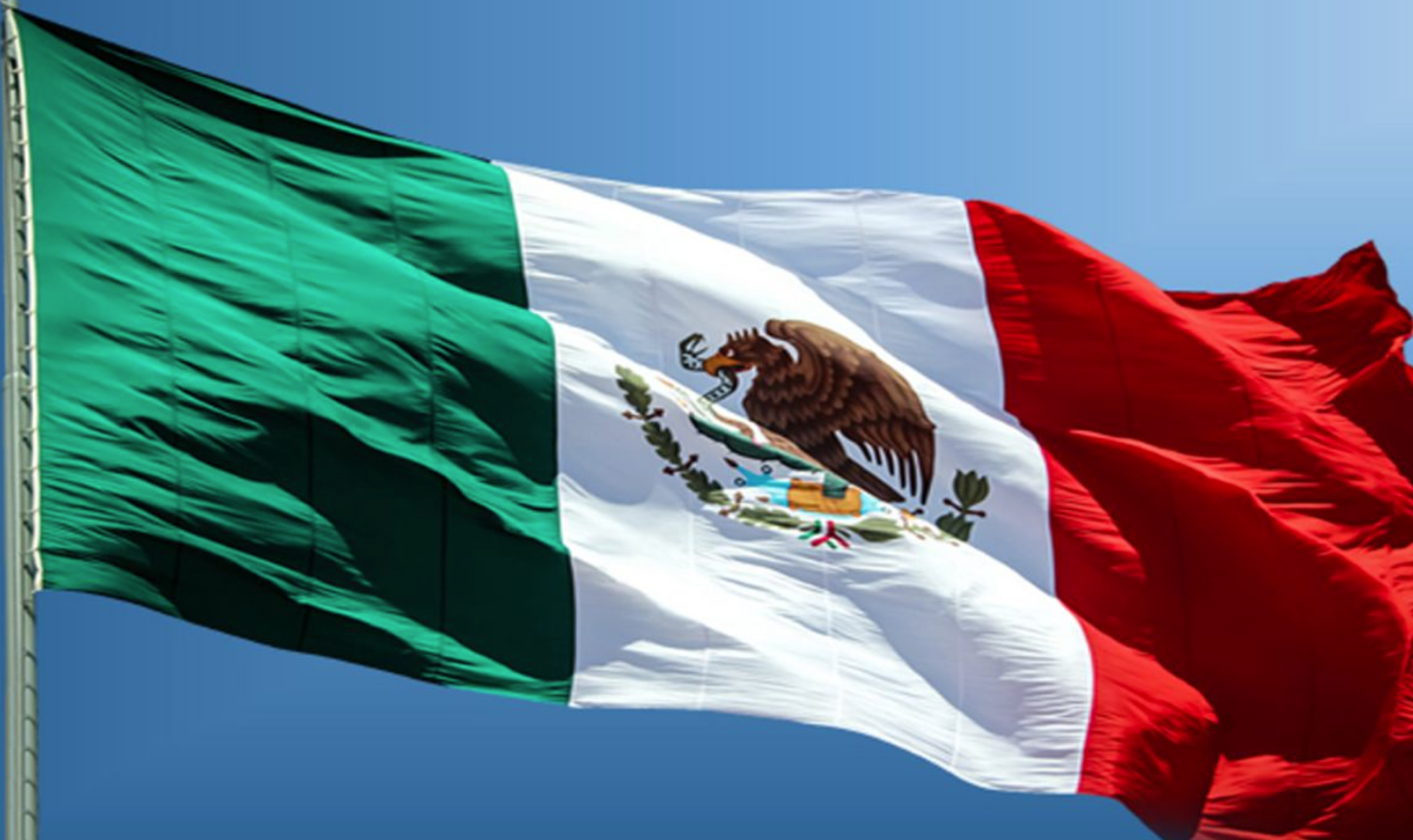 Esto es lo que deben pagarte si trabajas el 24 de febrero durante el Día de la Bandera en México
